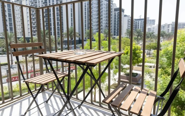 Dubai Hills Sleeps 4 in a Great Location