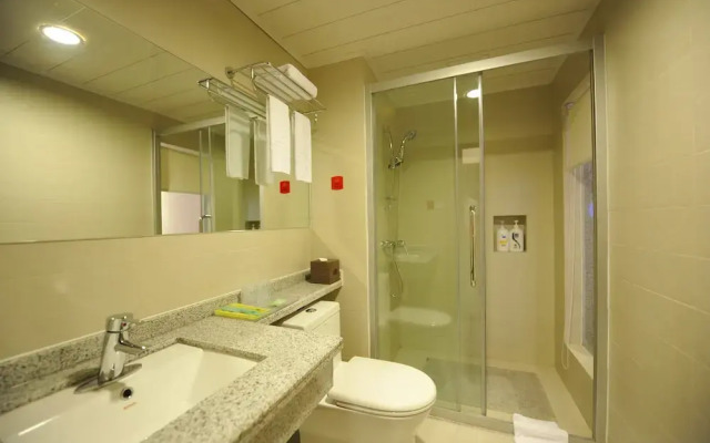Lecheng Hotel