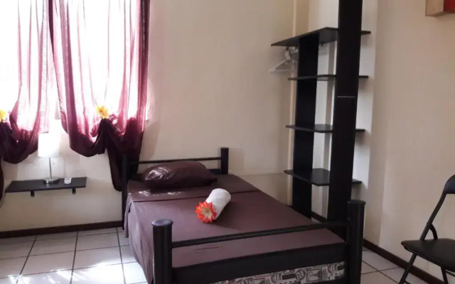 Hostel Alme