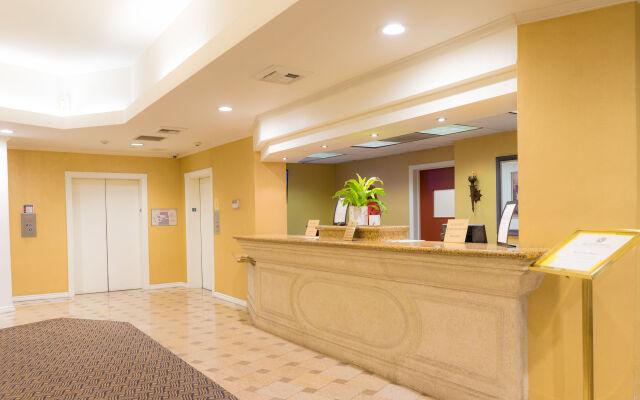 Oakland Airport Executive Hotel