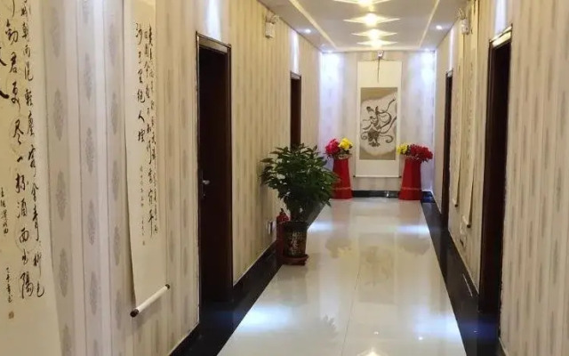 Dunhuang Nongfu Hostel