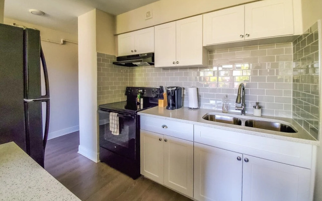 FRONTDESK The Wayland Apts Downtown St Pete