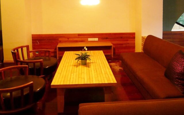 Nanning Travelling With Hostel (Min Sheng Lu)
