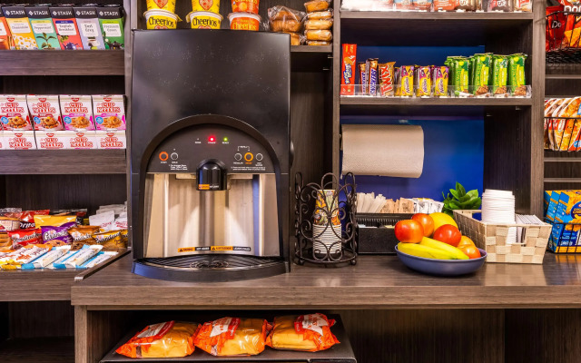 Sonesta Simply Suites Baltimore BWI Airport