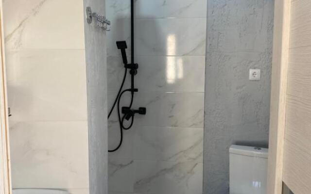 Studio NFT Gudauri Penta 701-1