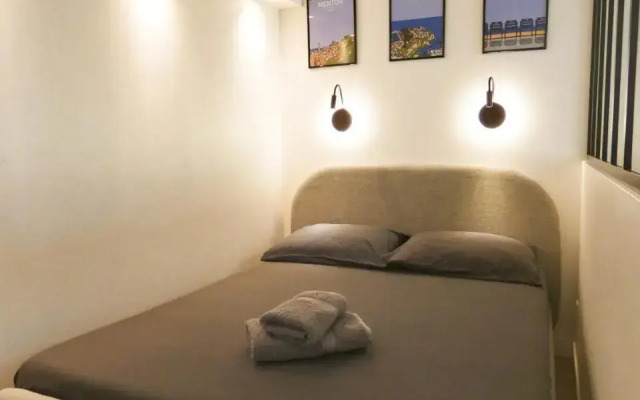 MONACO - Menton - PARKING - Plages - Neuf - 4 Personnes