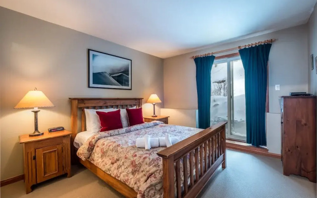 Les Haut Bois Condominiums -RVMT