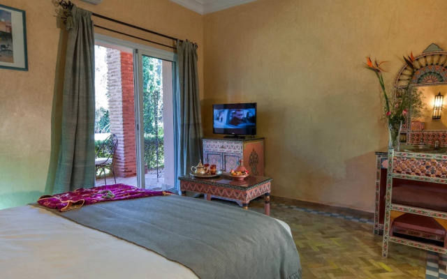 Room in Villa - Charming Villa in the Heart of Marrakech Palm Grove