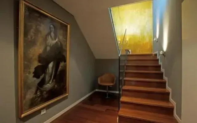 Portuguese Living Chiado Penthouse