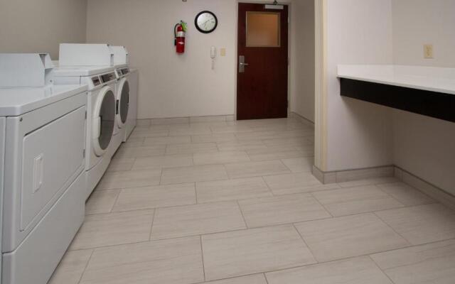 Holiday Inn Express Hotel & Suites Tupelo by IHG