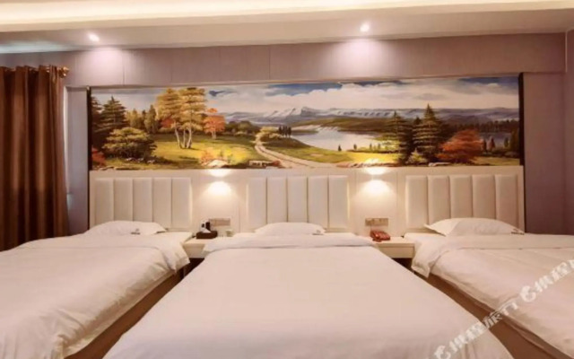 Youge Shangpin Hotel (Xinxing Times Square Bus Station)