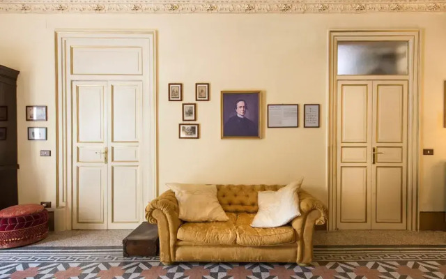 Casa d Arte Ugdulena With Terrace and Pool