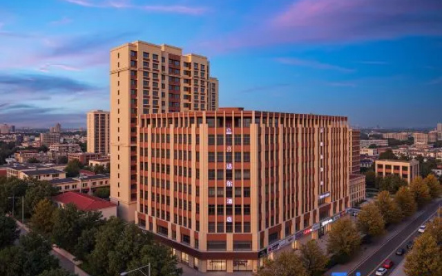 Cedar Boutique Hotel