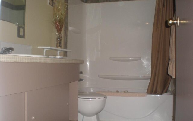 Kokanee Glacier Resort