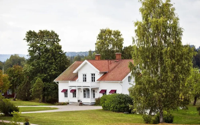 Sahlströmsgården