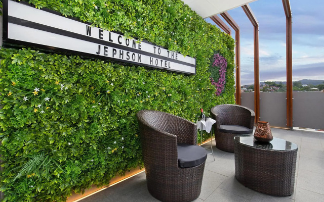 Jephson Hotel
