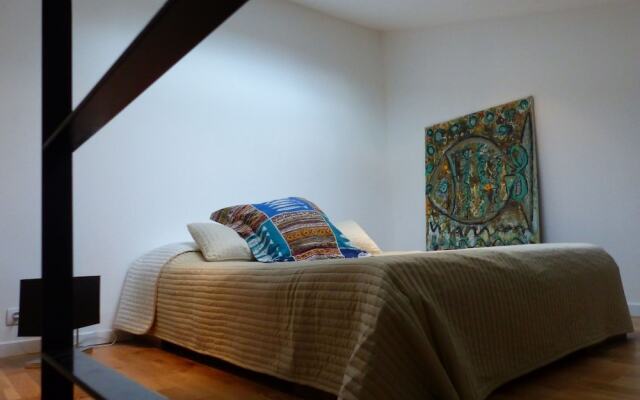Spacious Villa in Toulon with Private Pool