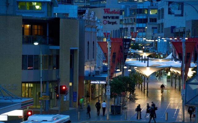 Holiday Inn & Suites Sydney Bondi Junction by IHG