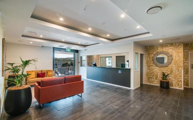 Ramada Suites by  Auckland Manukau Pacfic Centre
