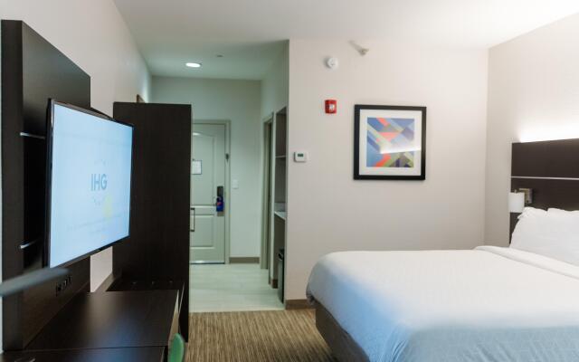 Holiday Inn Express Andalusia by IHG