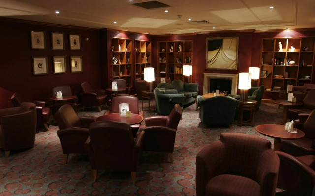 Apollo Hotel