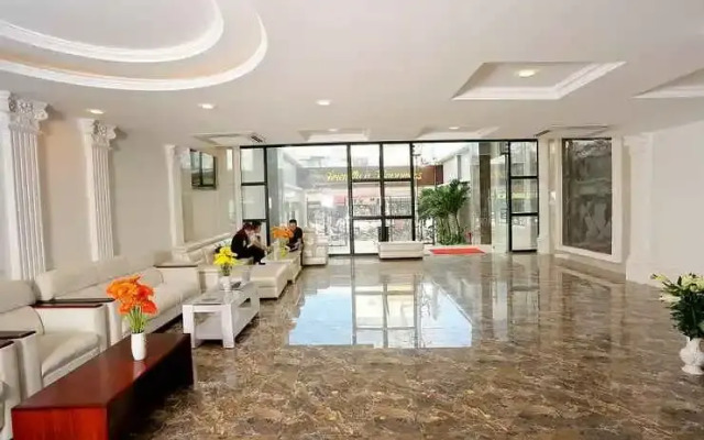 C'Lavie Hotel - Saigon Airport Hotel
