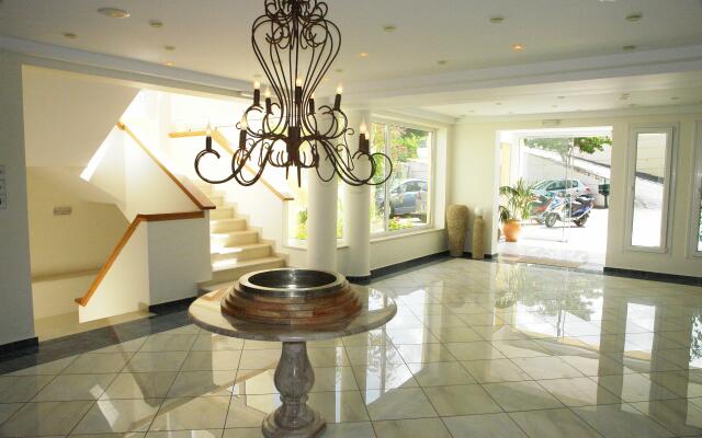 Ithea suites hotel