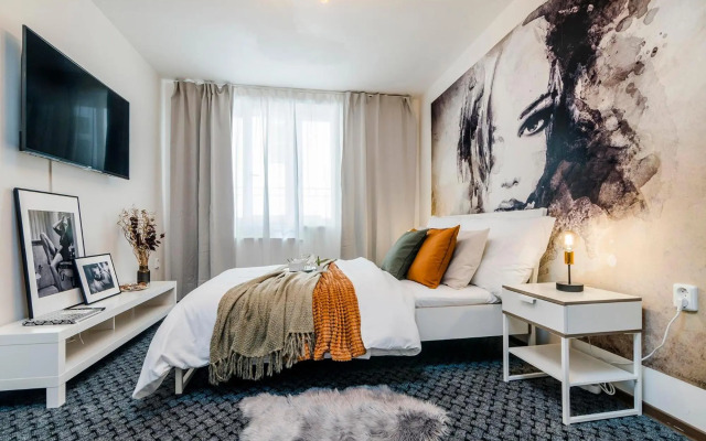 Romantic Apts Prague by Michal&Friends