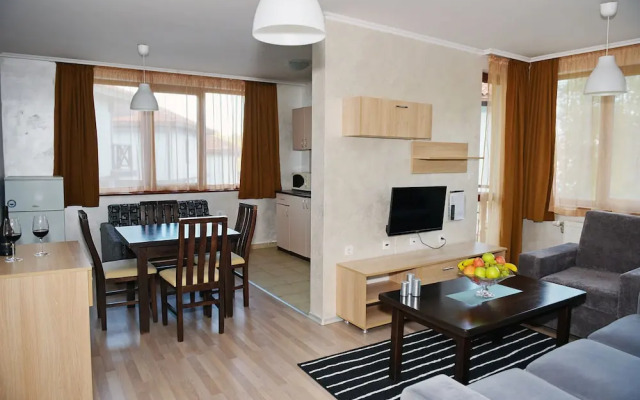 Forest Nook Aparthotel