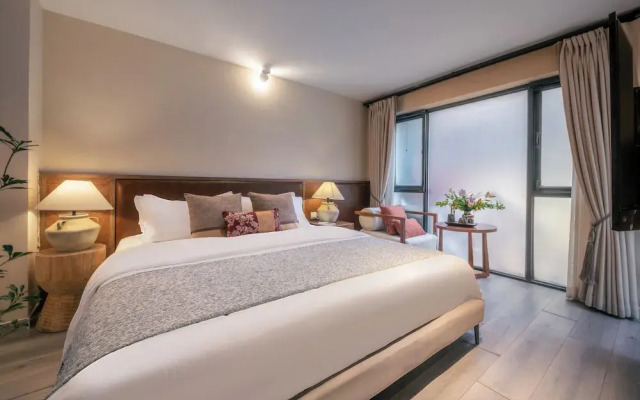 Beijing Le Zai Nan Luo Gu Xiang Wang Fu Jing Forbidden City Courtyard Hotel