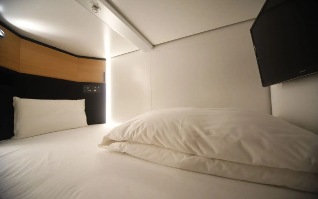 global cabin Hamamatsu