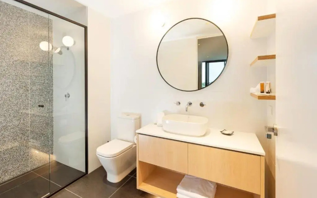 Oaks R Suites Geelong