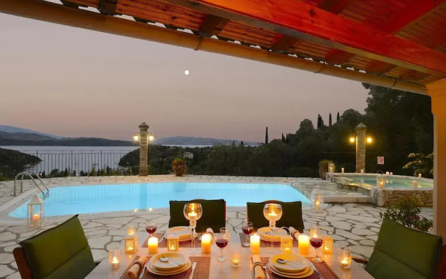 Leonora s House in St Stefanos Bay