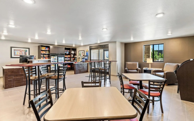 My Place Hotel-Bentonville Rogers AR