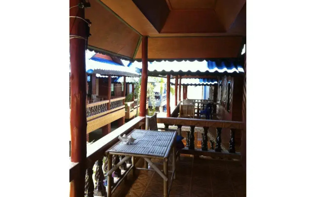 Euphoria Bungalow