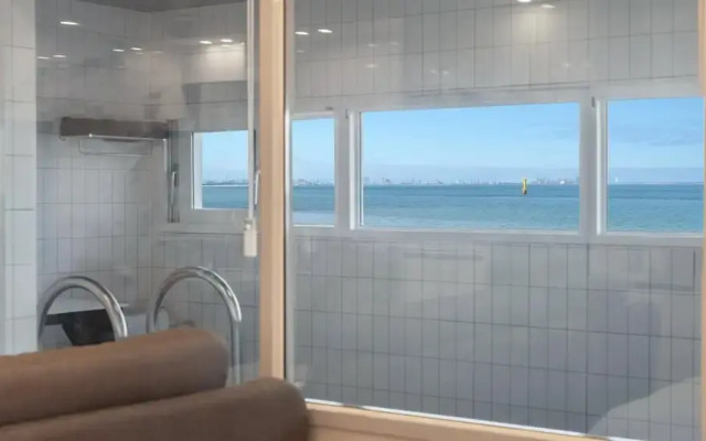 Pohang Etoile Poolvilla