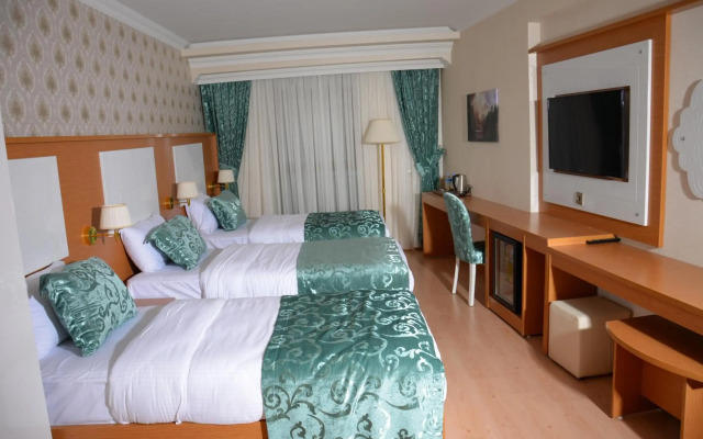 Haldi Hotel