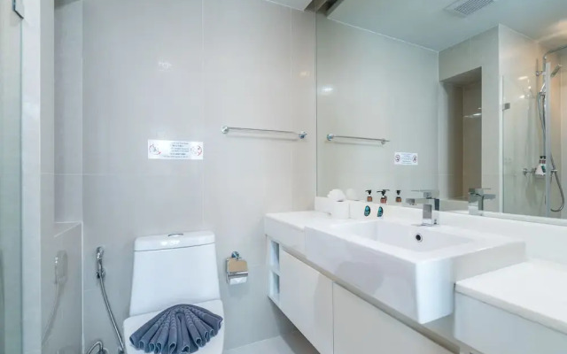 Aristo Surin by Lofty