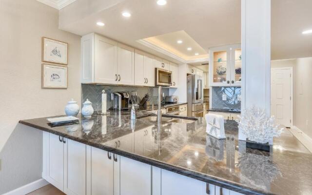 Land's End 6-302 Beach Front - Premier