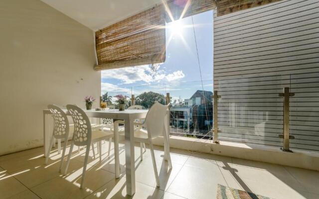 Beachcove Apt 9 in Pereybere