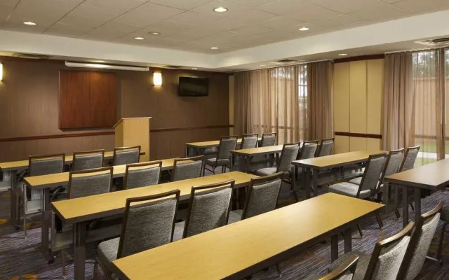 Courtyard By Marriott Brownsville