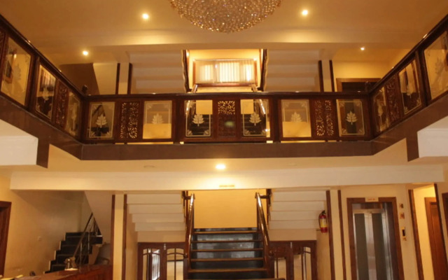Hotel Grand M.S Srinagar
