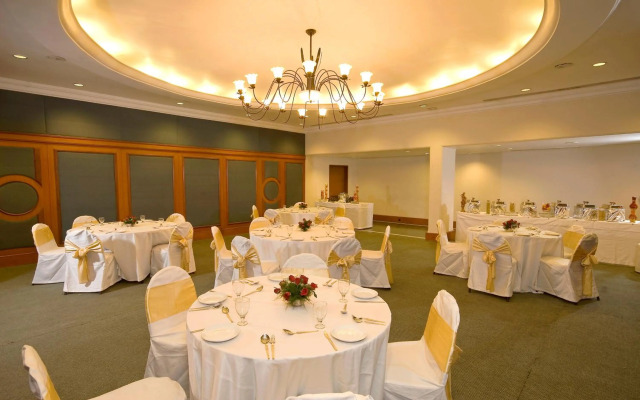 Hotel Express Residency - Jamnagar