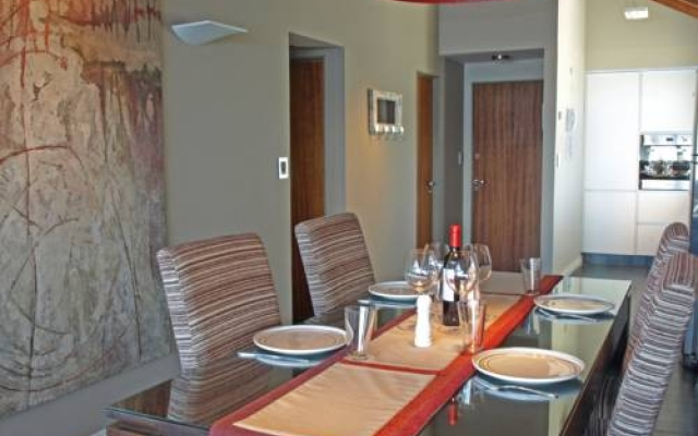 Lake View Apartment