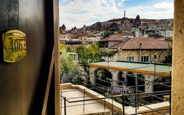 Dream Cave Hotel & Hostel