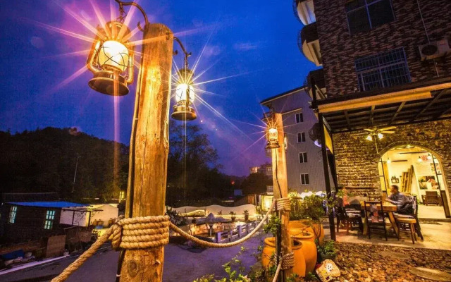 Yuanse Inn
