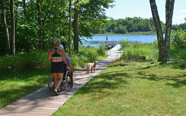 Namakagon Landing 4 Bedroom Home by RedAwning