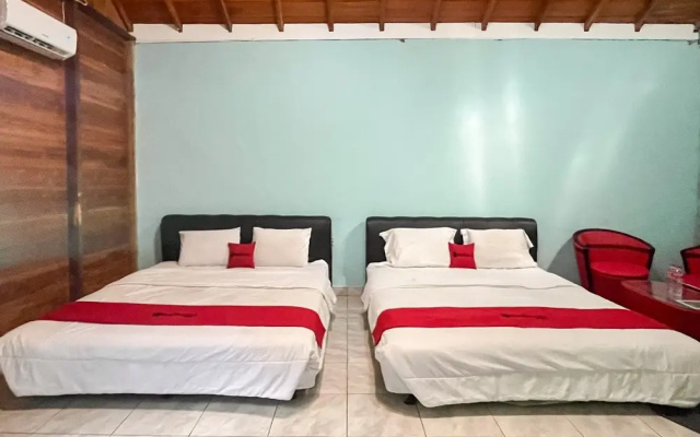 RedDoorz @ Villa Waterfun Favour Pagar Alam