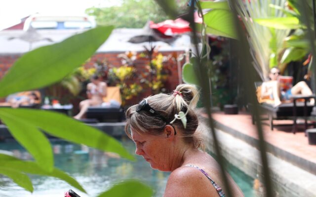 Mohasal Angkor Boutique