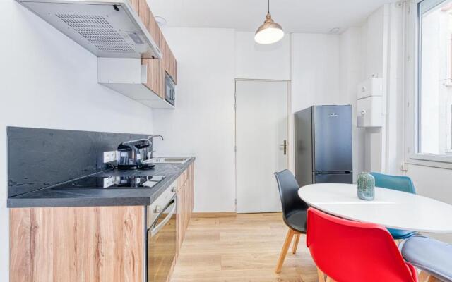 Meuble Classe 3 Etoiles Au Pied Des Thermes